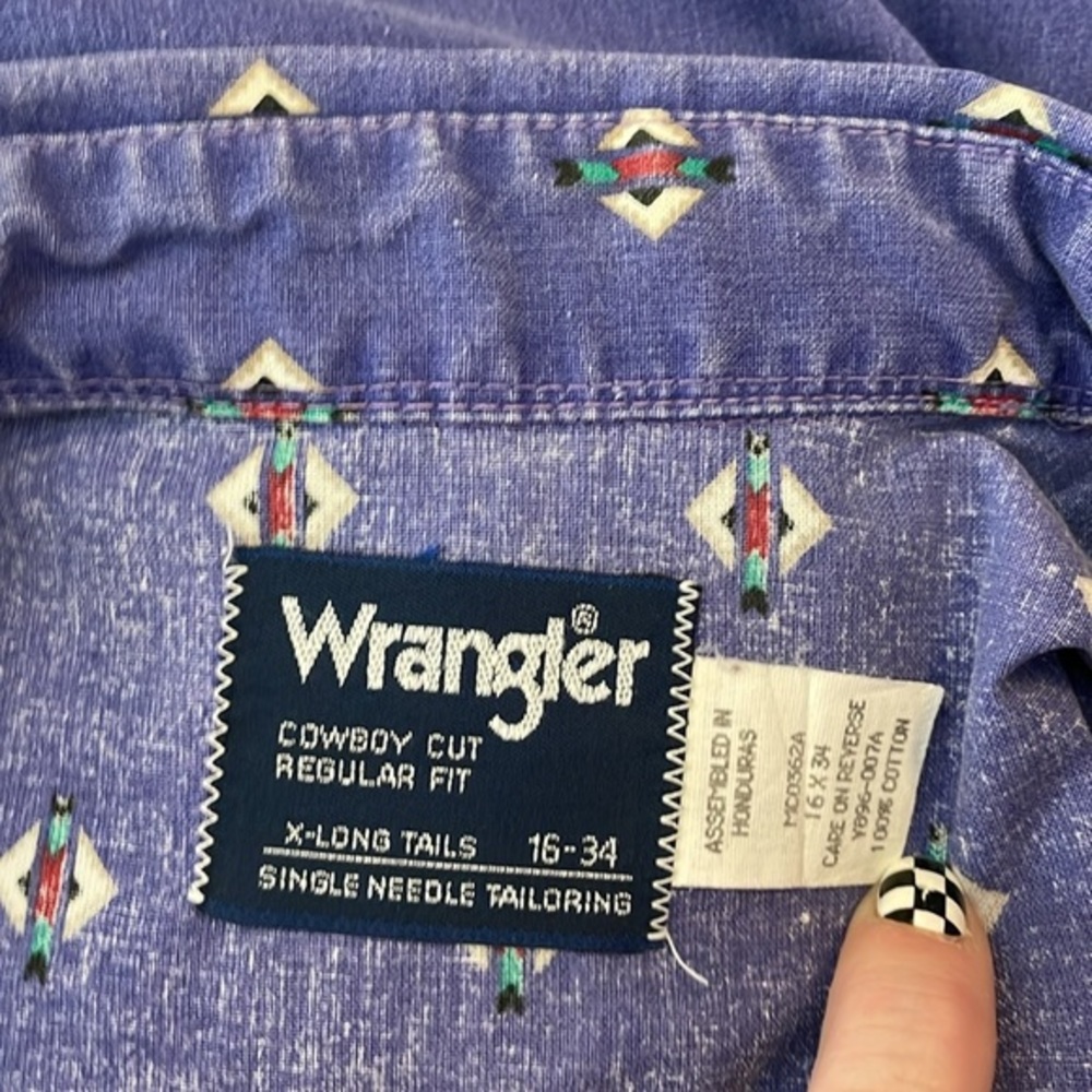 Wrangler Vintage Cowboy Cut Long Sleeve XL Tails Purple Southwest Aztec Size 16 - Picture 13 of 14